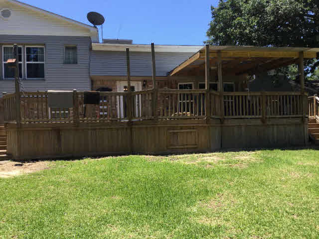 173 Ridgewood Drive Daphne, AL 36526 - Photo 11 of 35 Large back deck