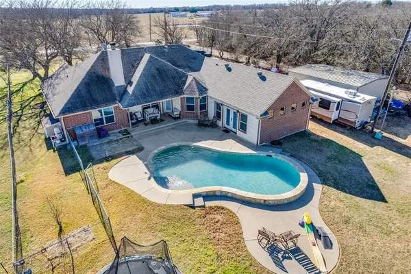 $599,900 | 10001 County Road 519, Burleson, TX 76028