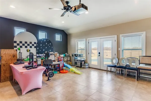 $599,900 | 10001 County Road 519, Burleson, TX 76028