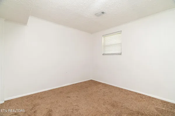 $374,900 | 7536 Inverrary Circle, Knoxville, TN 37918