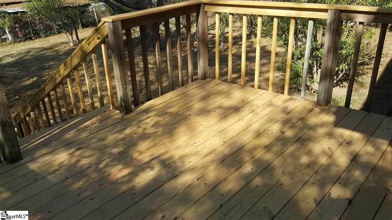 405 Lindberg Street Slater, SC 29683 - Photo 34 of 36 Gallery Image 34