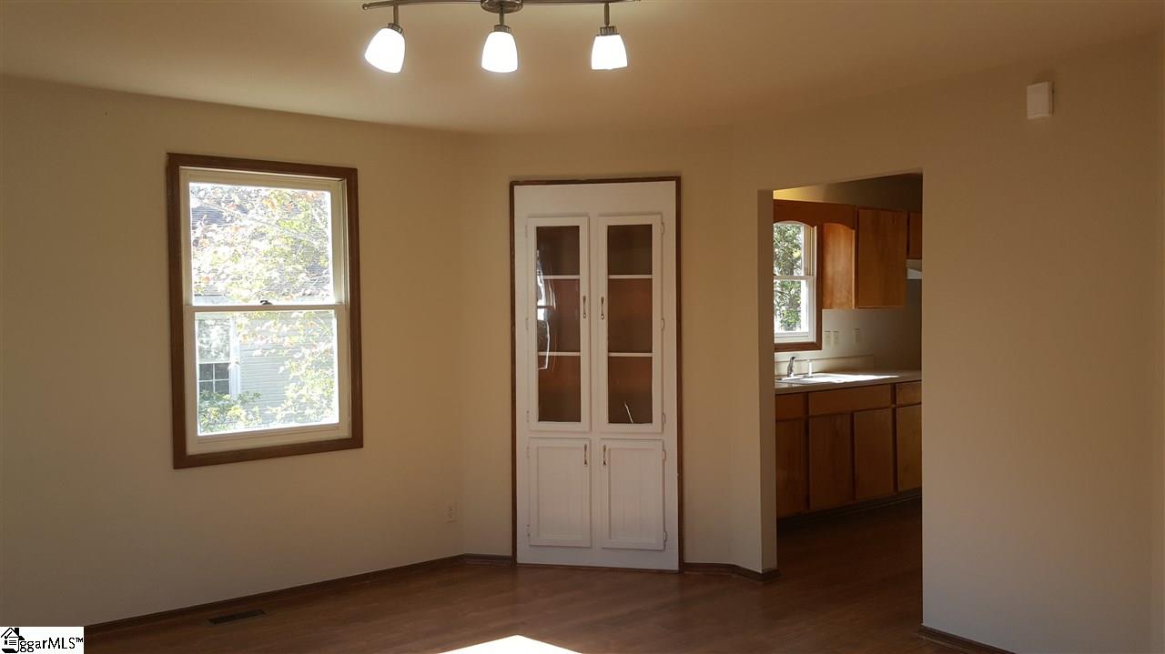 405 Lindberg Street Slater, SC 29683 - Photo 7 of 36 Gallery Image 7