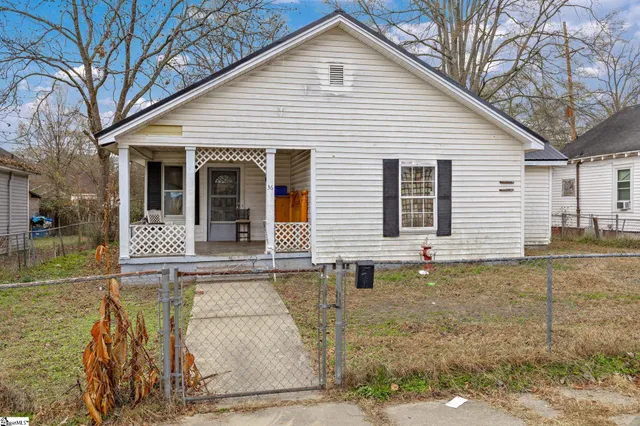 $74,000 | 36 Peachtree Street, Clinton, SC 29325