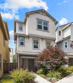 $1,088,888 | 24105 Amaranth Loop, Hayward, CA 94541