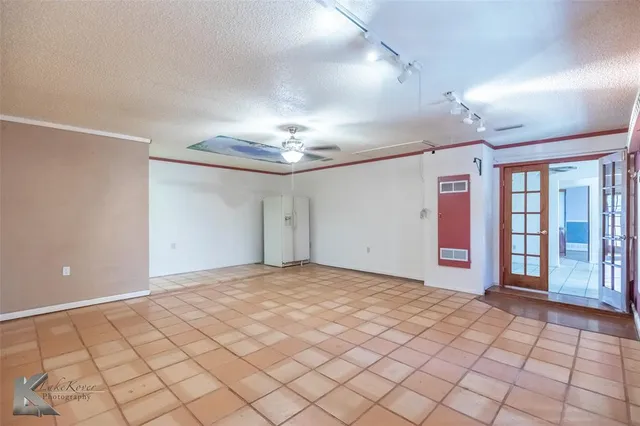 $309,900 | 809 Chanticleers Lane, Abilene, TX 79602