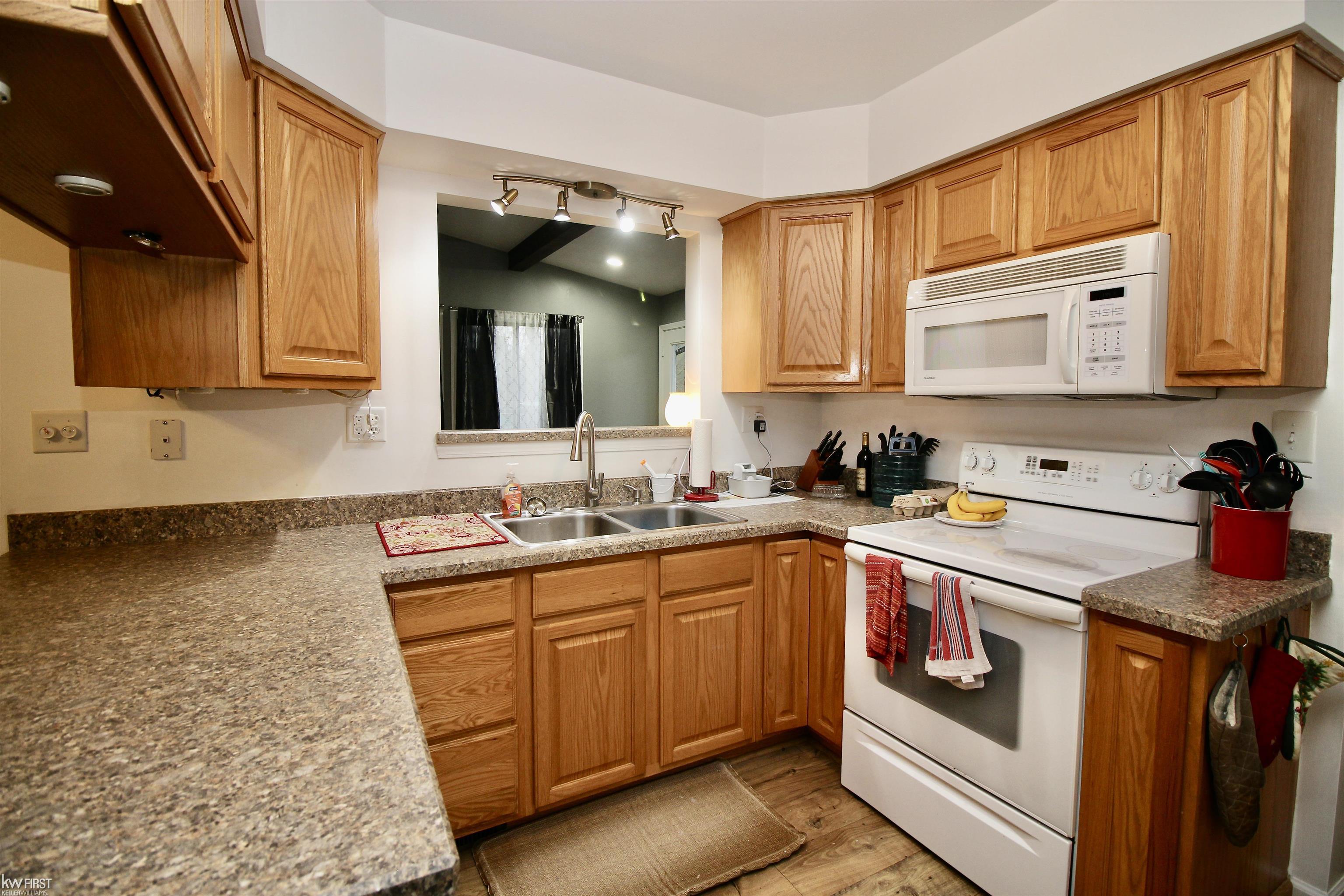 6355 North McKinley Road Flushing, MI 48433 - Photo 14 of 32