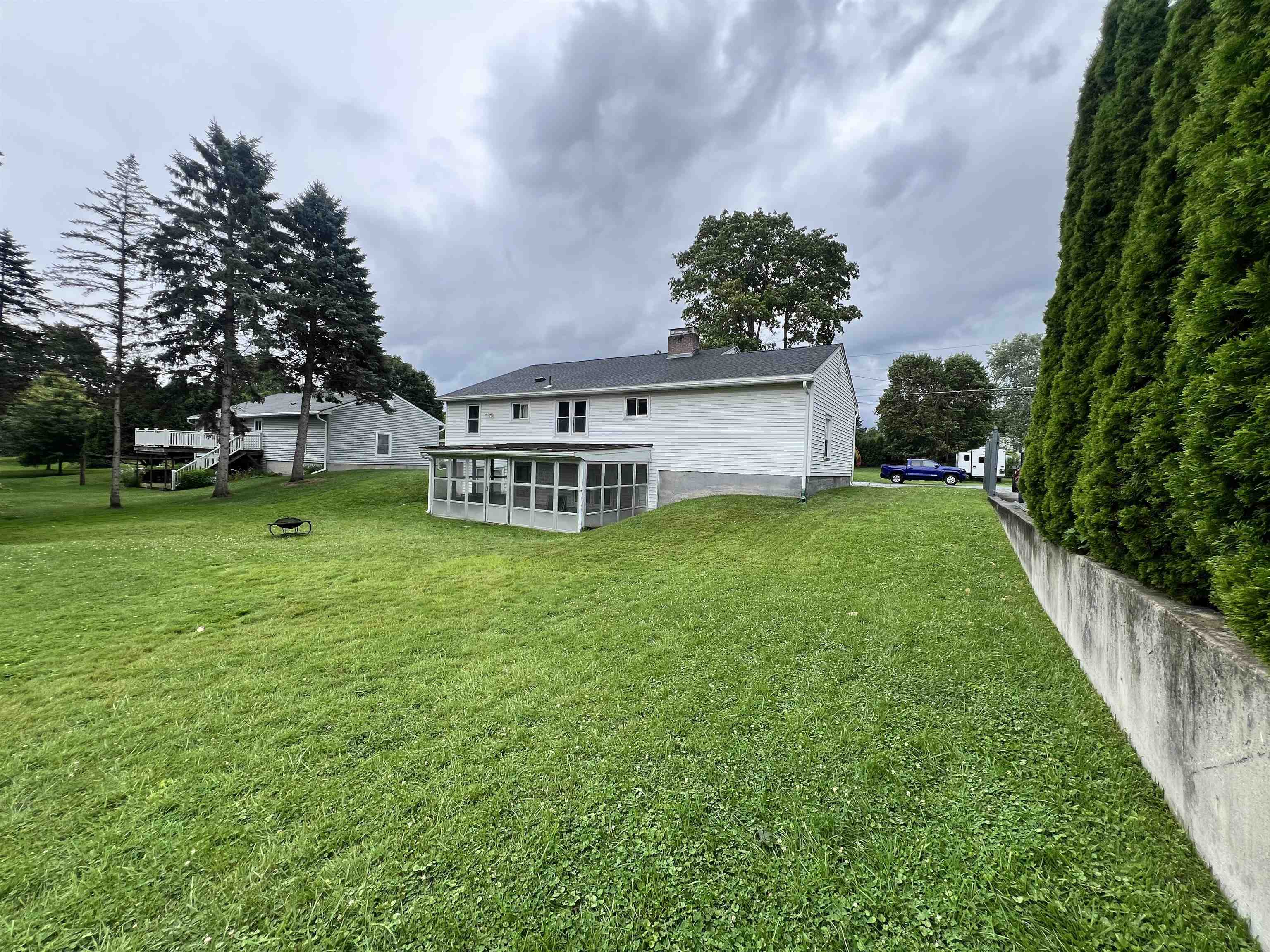 54 Thrall Avenue Rutland, VT 05701 - Photo 7 of 32