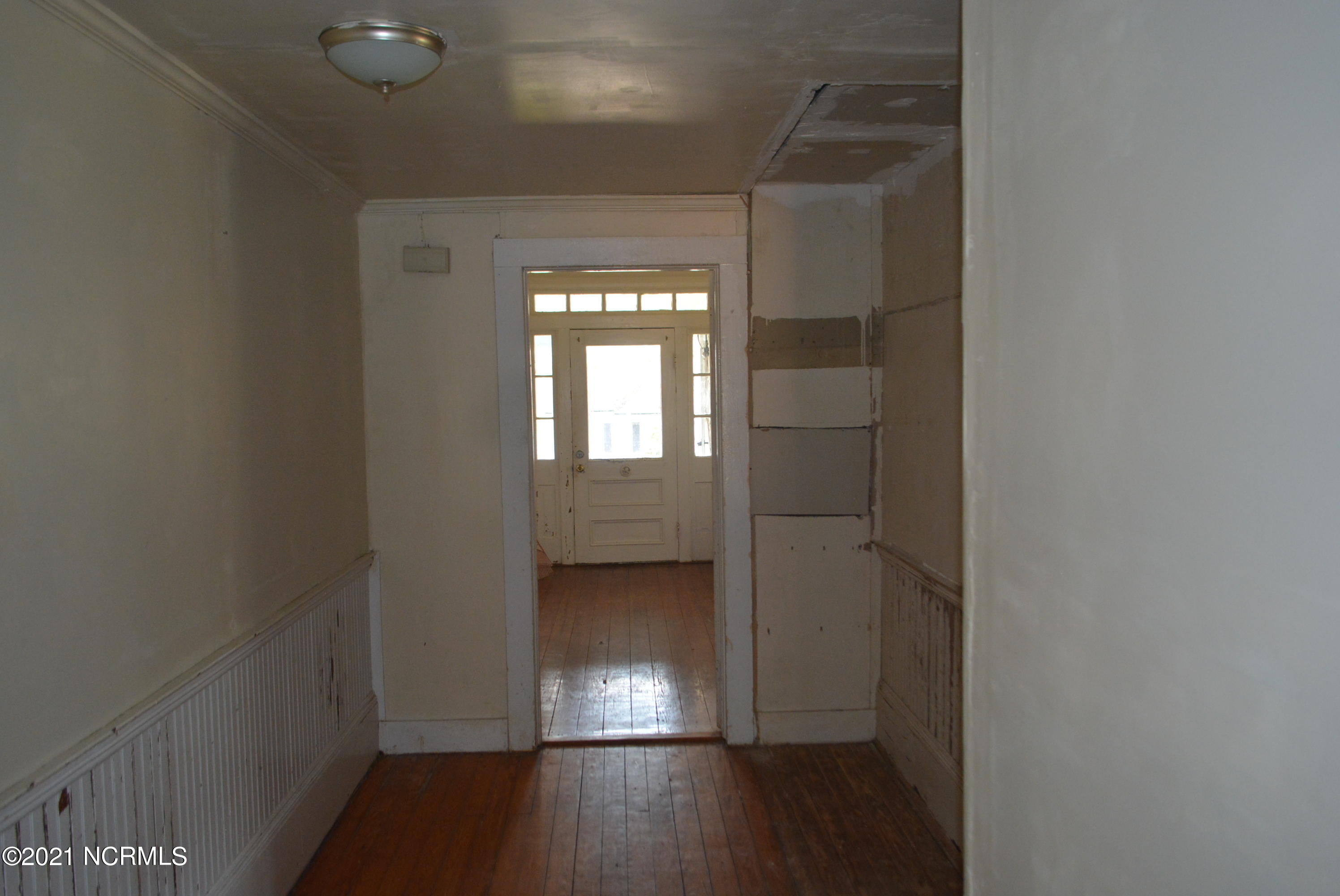 210 North Walnut Street Spring Hope, NC 27882 - Photo 11 of 27 DSC_0858