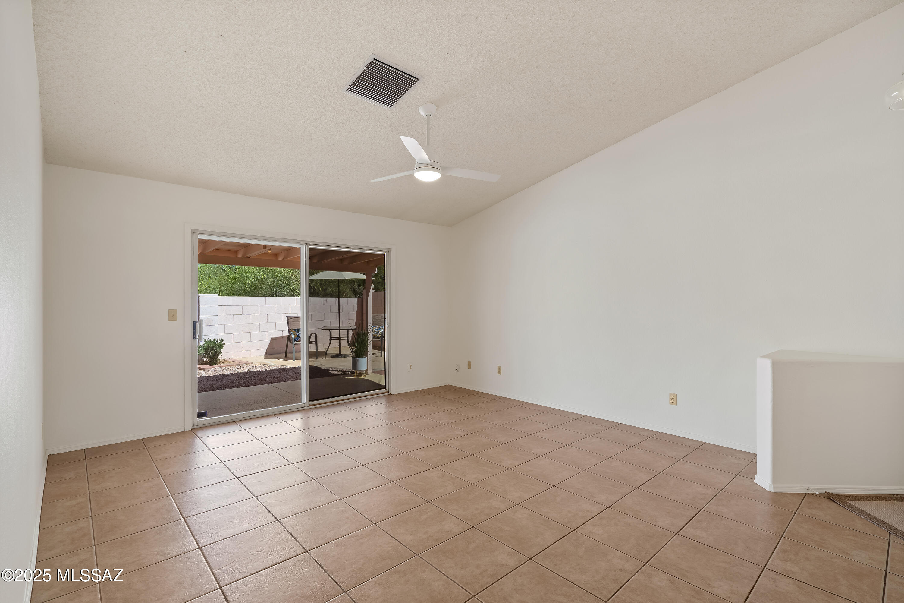 3564 West Sky Ridge Loop Tucson, AZ 85742 - Photo 7 of 50