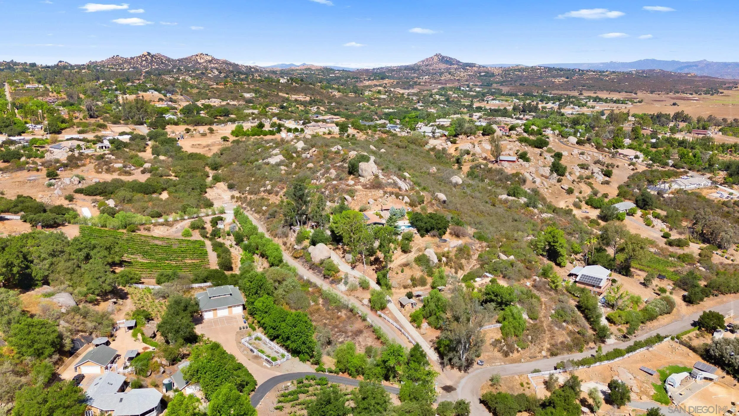2 Chablis Road, Unit 2 Ramona, CA 92065 - Photo 11 of 14 Gallery Image 11