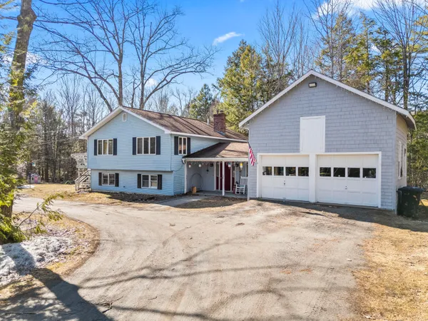 $425,000 | 1072 Middle Road, Woolwich, ME 04579