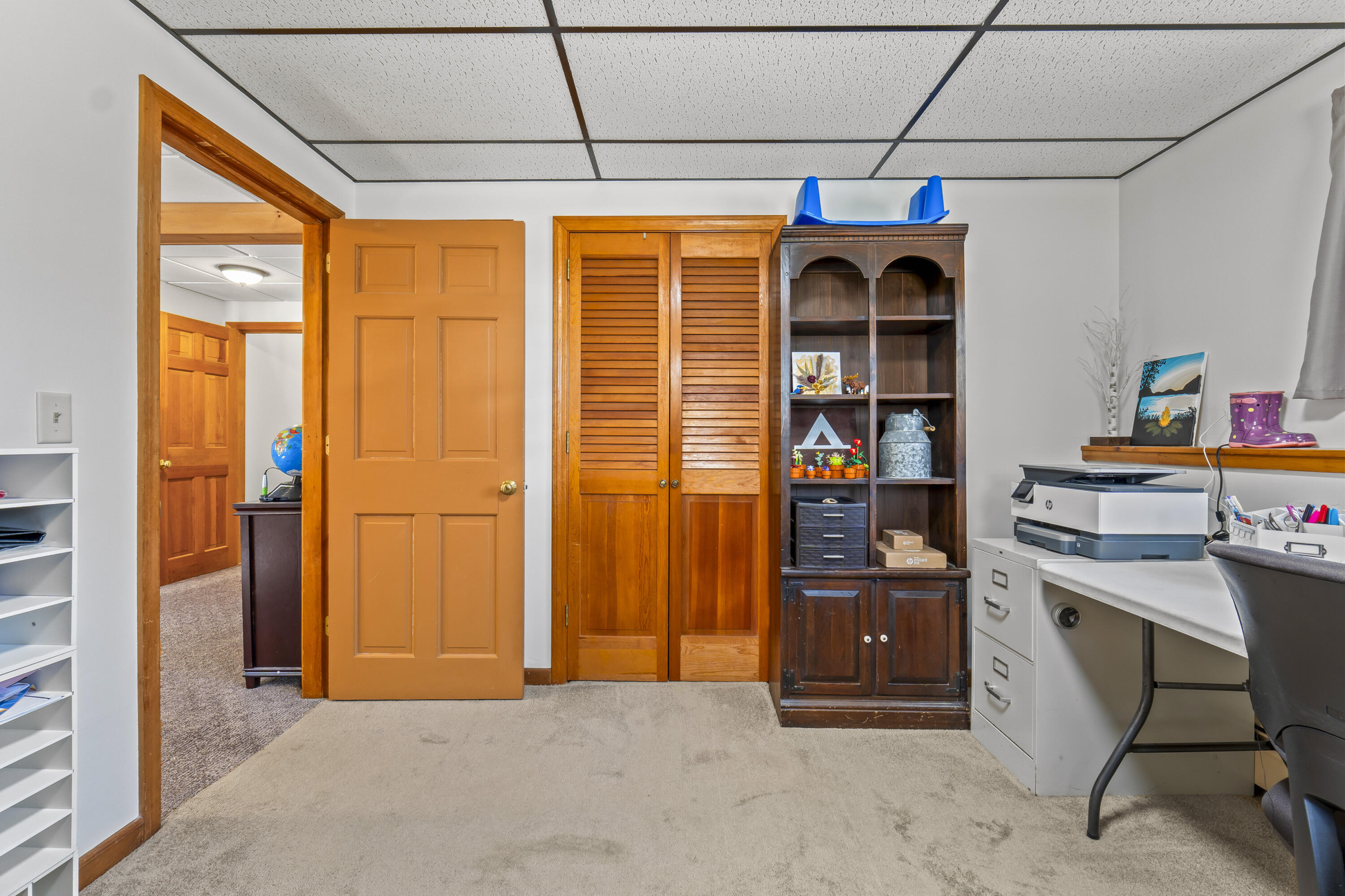 1072 Middle Road Woolwich, ME 04579 - Photo 38 of 55 Office closet