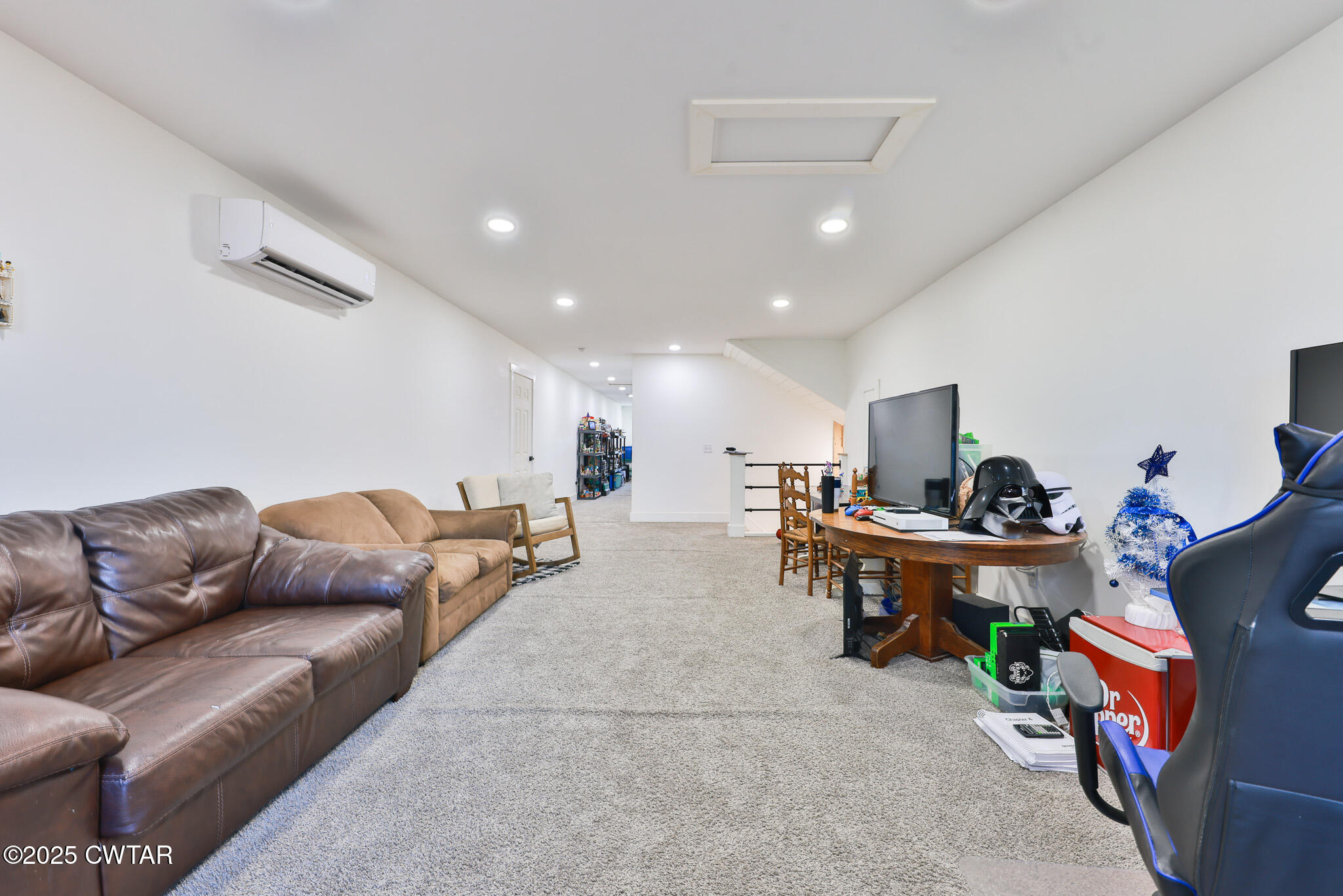 350 Klutts Road Dresden, TN 38225 - Photo 26 of 39 a living room with furniture and a couch