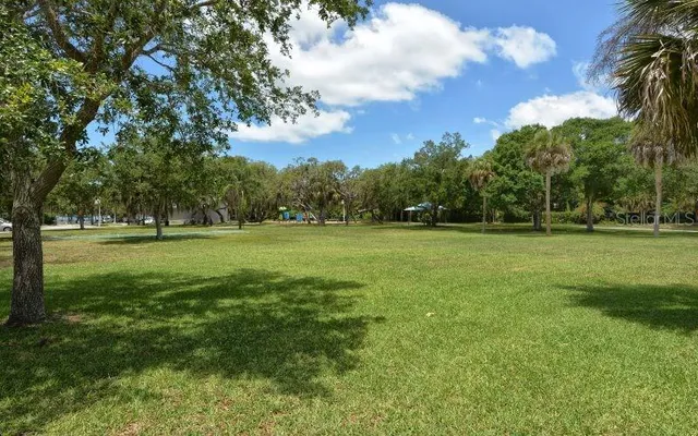 $7,500 | 1125 Hampton Road, Sarasota, FL 34236