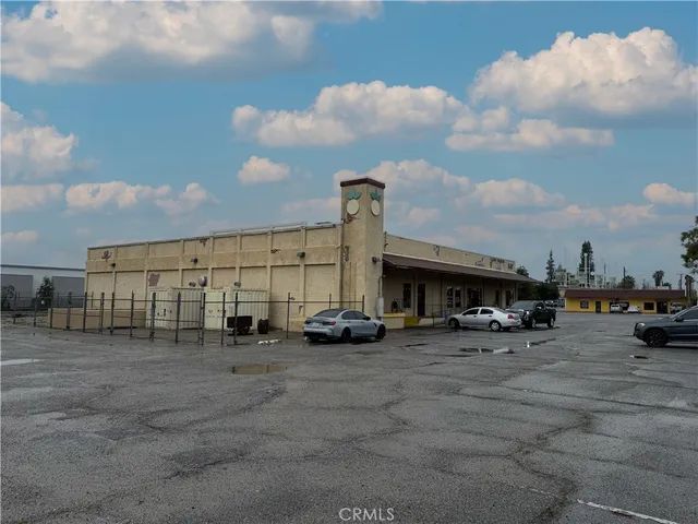 $3,500,000 | 247 South Riverside Avenue, Rialto, CA 92376