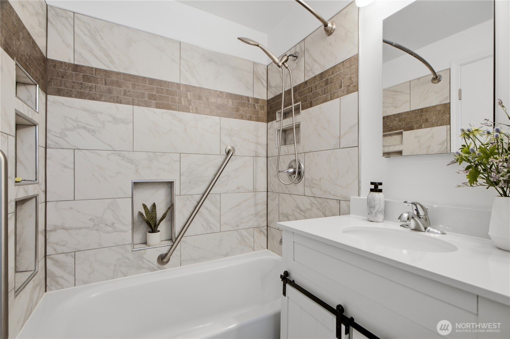 1727 Anacortes Avenue Northeast Renton, WA 98059 - Photo 23 of 31