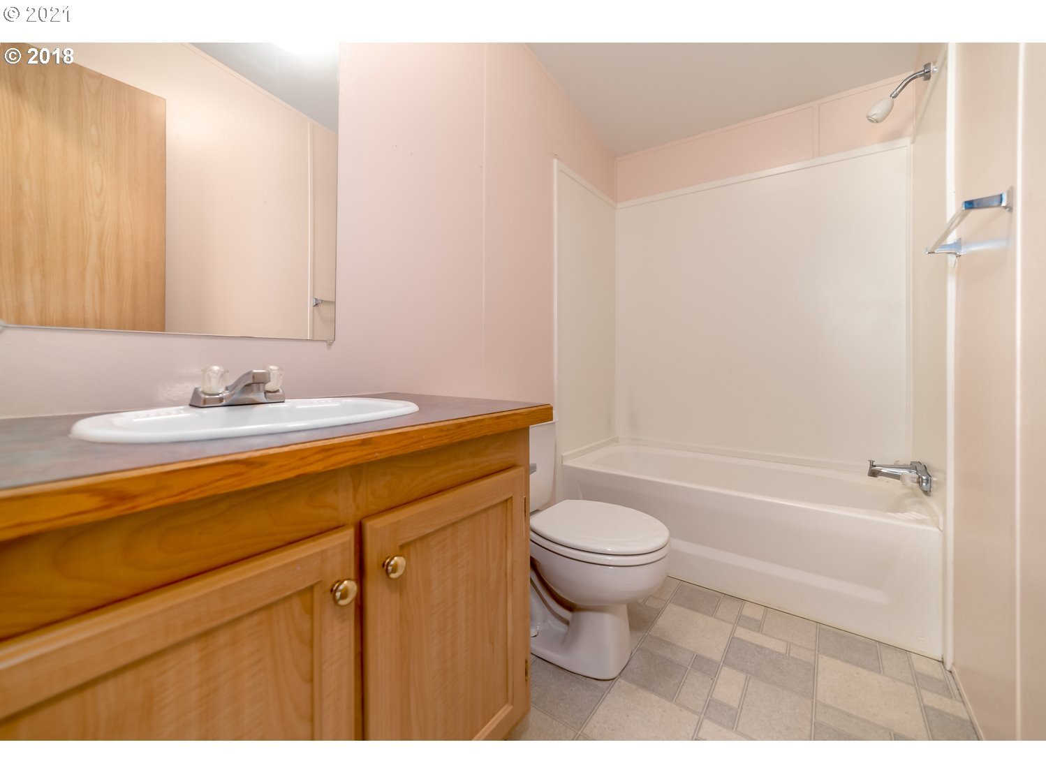 741 Eagle Valley Road Oakland, OR 97462 - Photo 13 of 32 Gallery Image 13