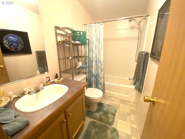 741 Eagle Valley Road Oakland, OR 97462 - Photo 16 of 32 Gallery Image 16