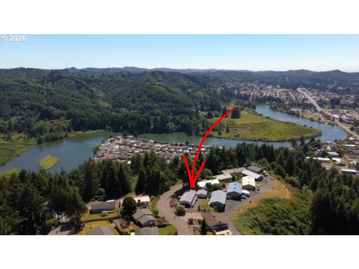 635 Crestview Drive Reedsport, OR 97467 - Photo 34 of 43