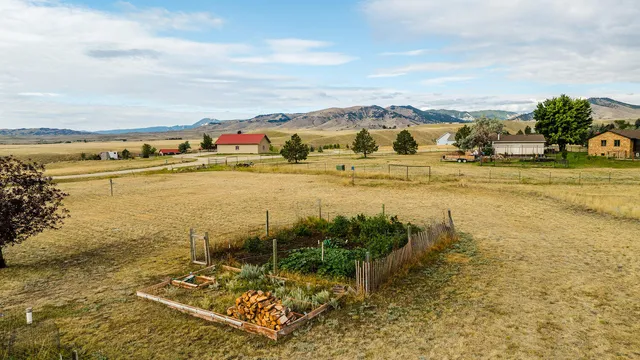 $635,000 | 63 Langdon Road, Buffalo, WY 82834