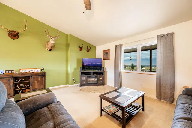 $635,000 | 63 Langdon Road, Buffalo, WY 82834