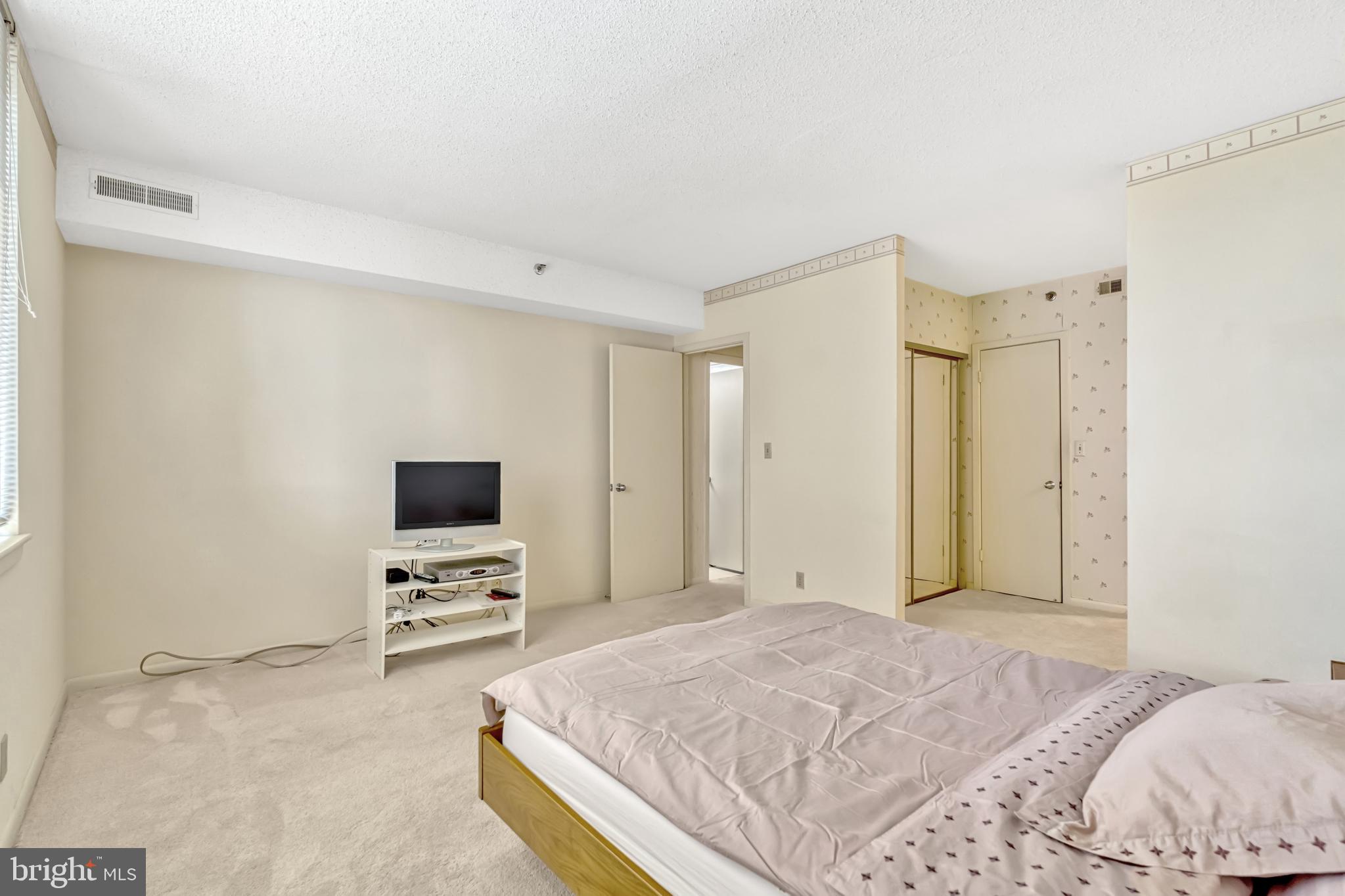 5505 Seminary Road, Unit 1215N Falls Church, VA 22041 - Photo 30 of 49 Master Bedroom