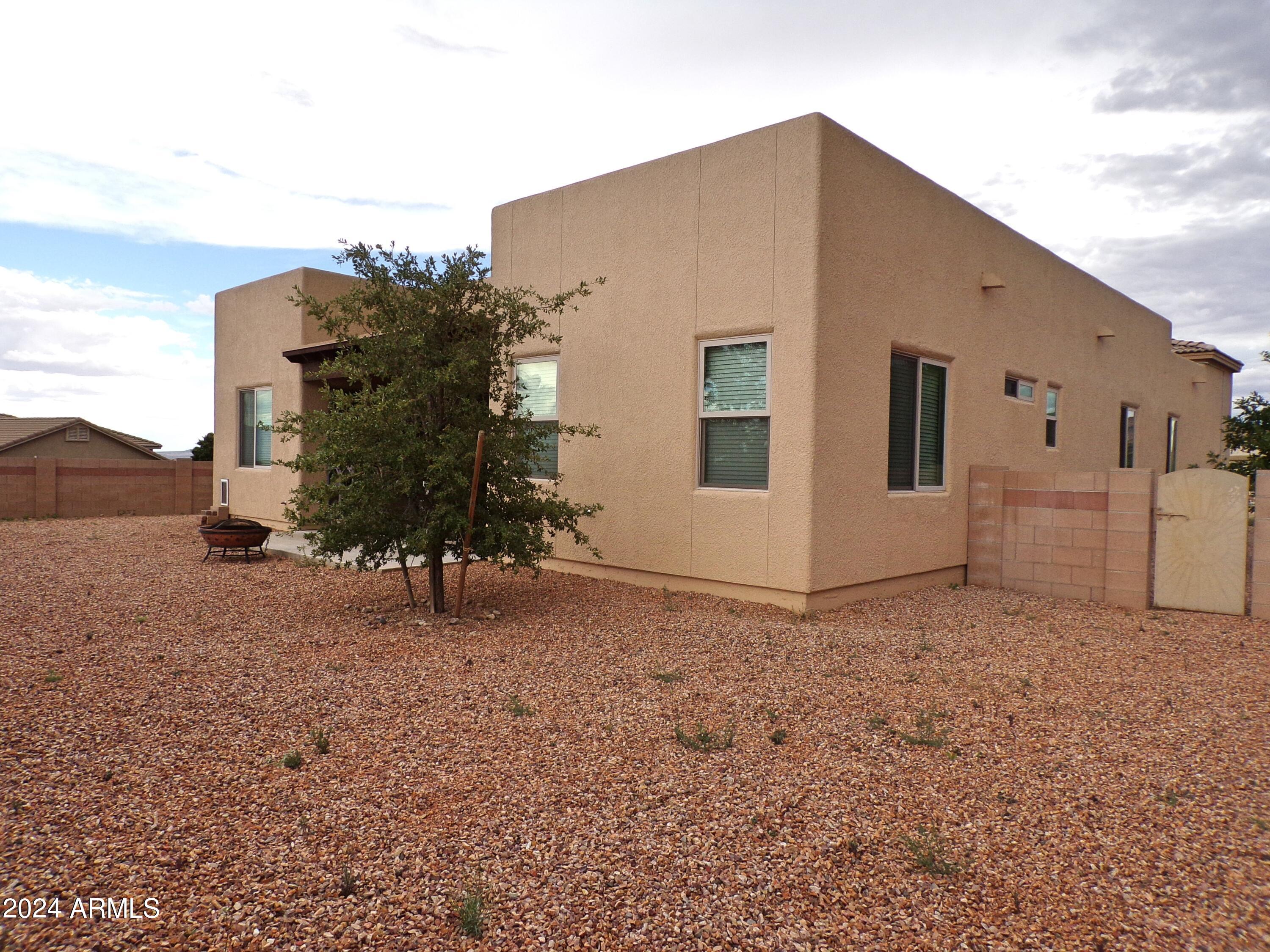 6263 Saddlehorn Circle Hereford, AZ 85615 - Photo 26 of 28 041