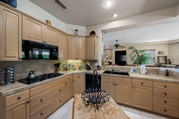 $6,500 | 47540 VĆa Florence, La Quinta, CA 92253