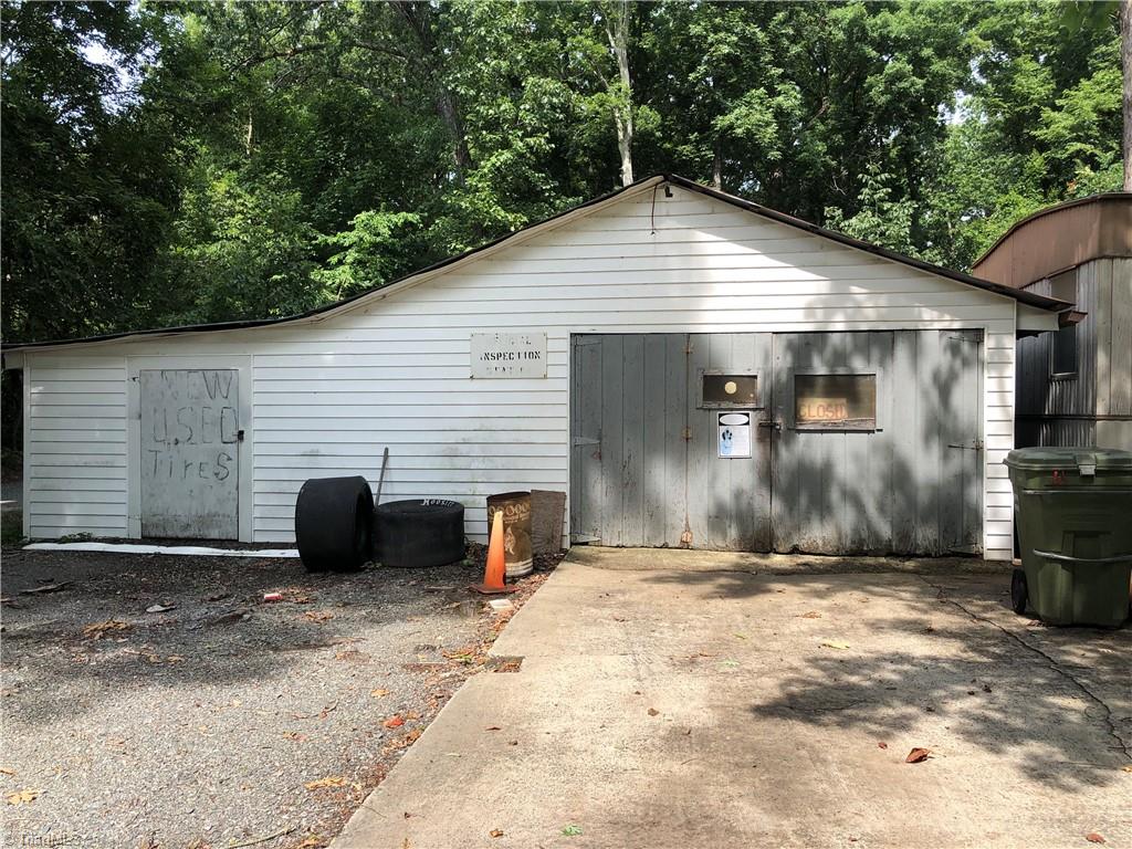 890 Cunningham Road Thomasville, NC 27360 - Photo 11 of 11 Large shop