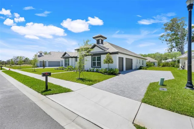 $950,000 | 138 New Leatherwood Drive, Palm Coast, FL 32137