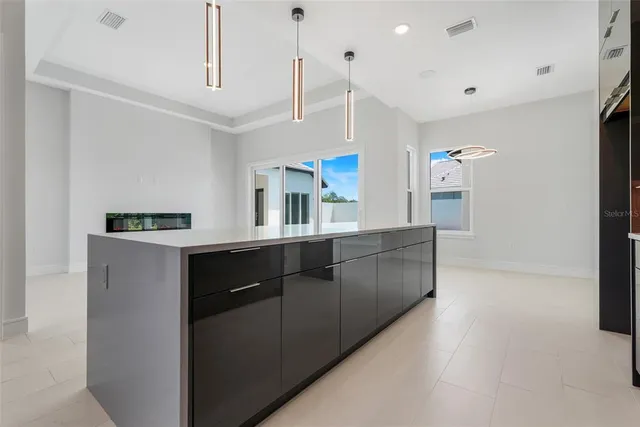 $950,000 | 138 New Leatherwood Drive, Palm Coast, FL 32137