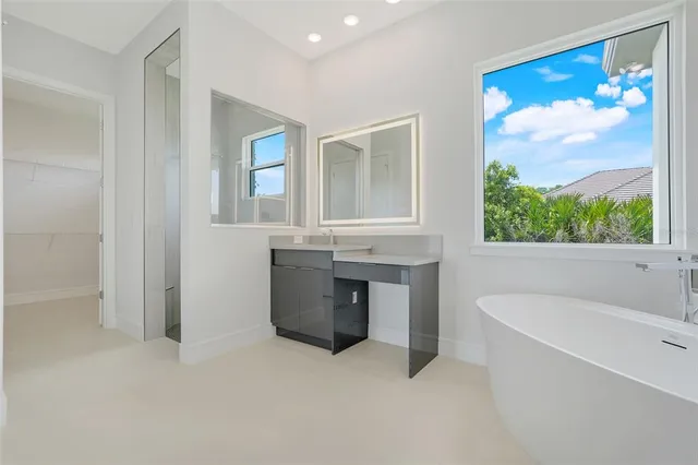 $950,000 | 138 New Leatherwood Drive, Palm Coast, FL 32137