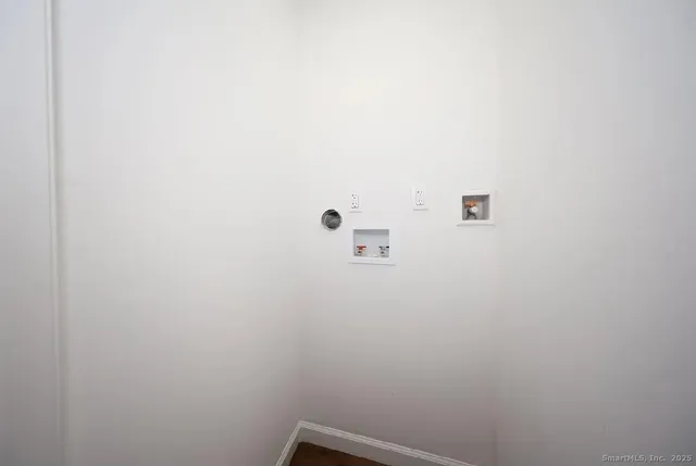 $2,850 | 405 Ruth Street, Bridgeport, CT 06606