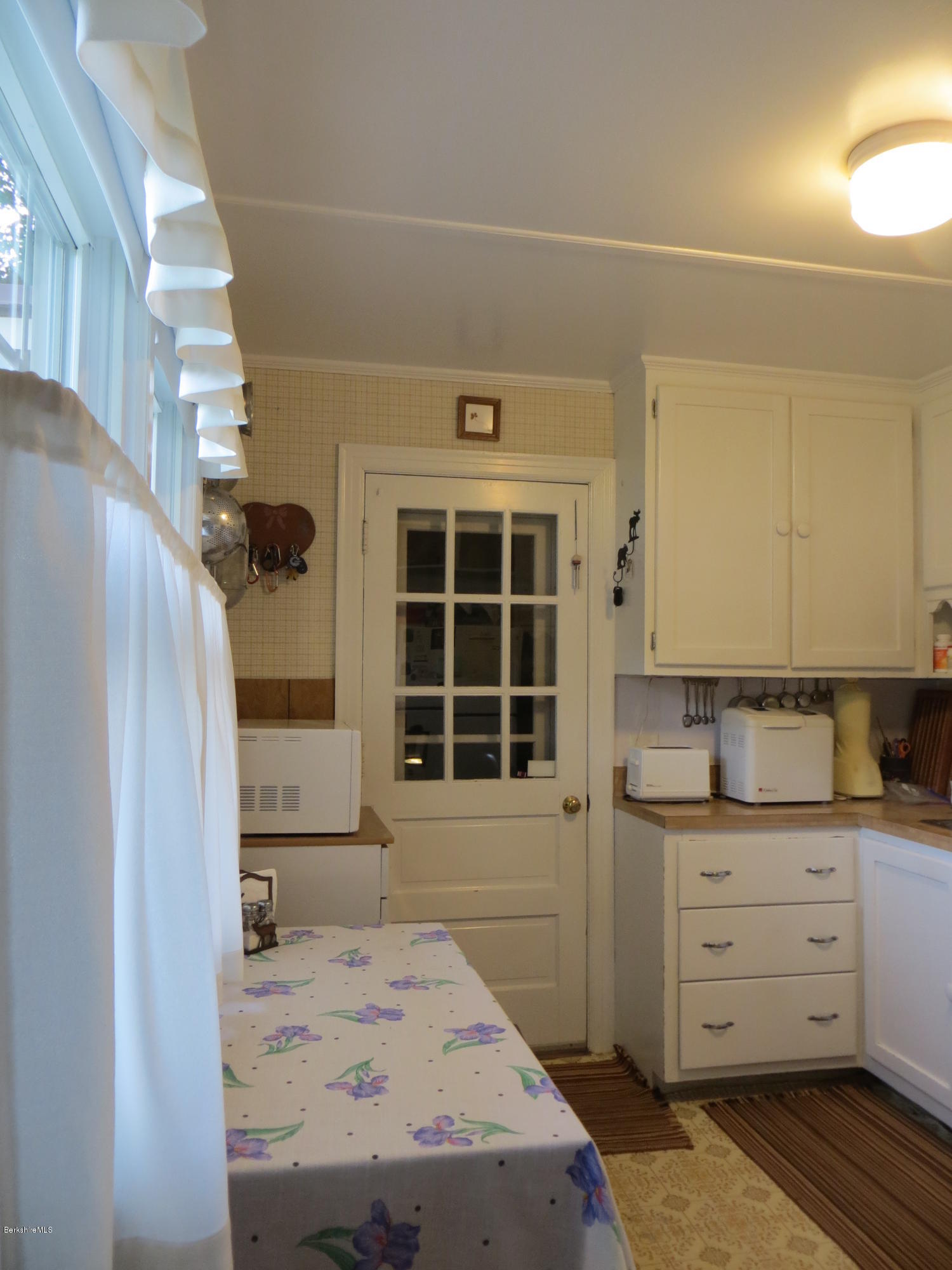 1148 North Hoosac Road Williamstown, MA 01267 - Photo 8 of 30 Kitchen2