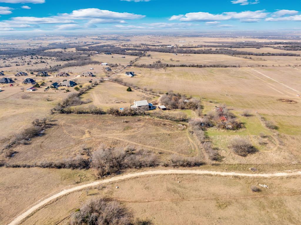 10400 Baucum Road Midlothian, TX 76065 - Photo 13 of 17 a view of an ocean beach