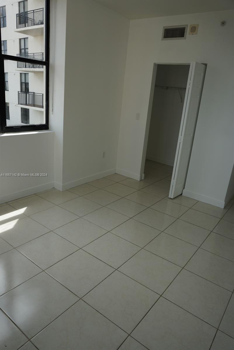 888 Douglas Road, Unit 1017 Coral Gables, FL 33134 - Photo 18 of 20