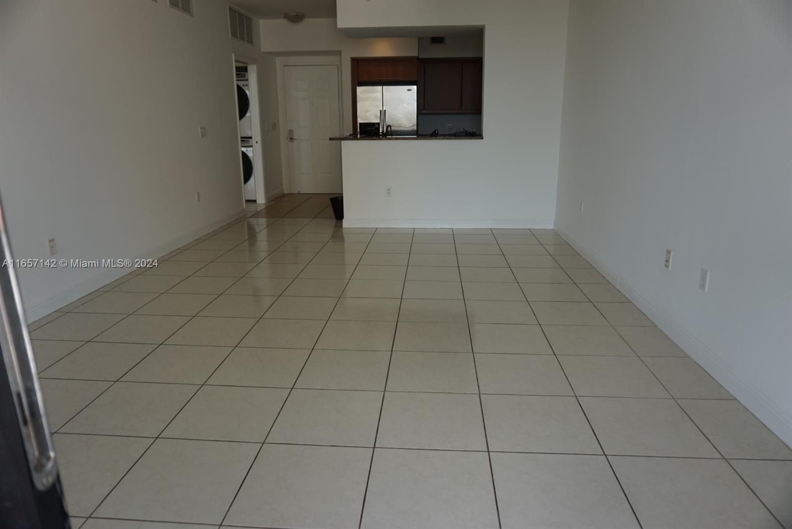 888 Douglas Road, Unit 1017 Coral Gables, FL 33134 - Photo 9 of 20