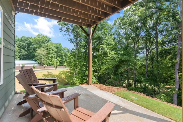 $616,210 | 165 Foxhill Drive, Dawsonville, GA 30534