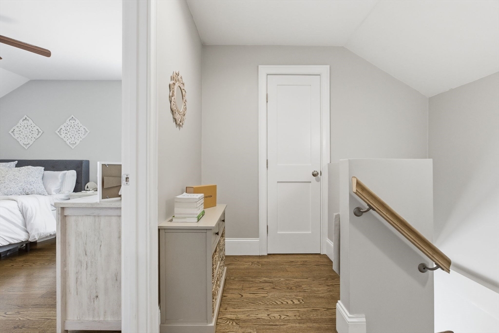 18 Sylvester Road, Unit 2 Boston, MA 02122 - Photo 9 of 19