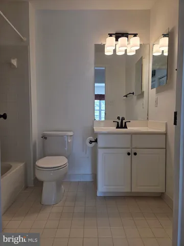 $3,000 | 1930 Crescent Park Drive, Unit 29A, Reston, VA 20190