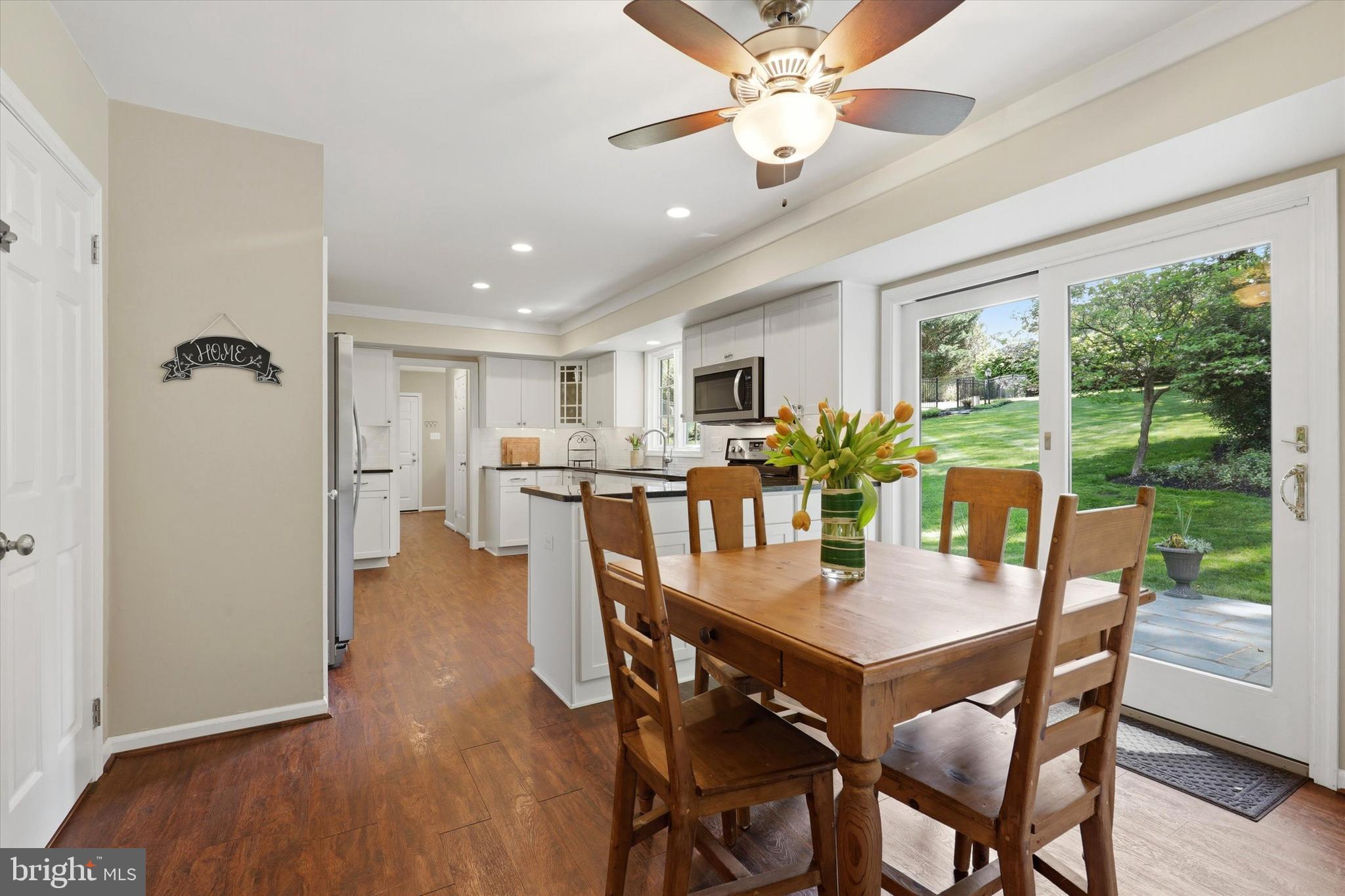 1089 Broadview Road Wayne, PA 19087 - Photo 16 of 46 Eat in Kitchen