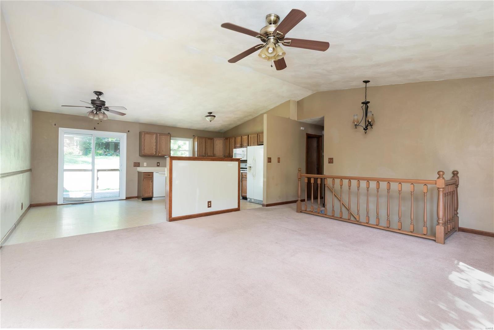 904 Caseyville Road Collinsville, IL 62234 - Photo 3 of 19 Gallery Image 3