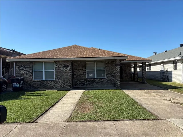 $1,850 | 7162 Bunker Hill Road, New Orleans, LA 70127