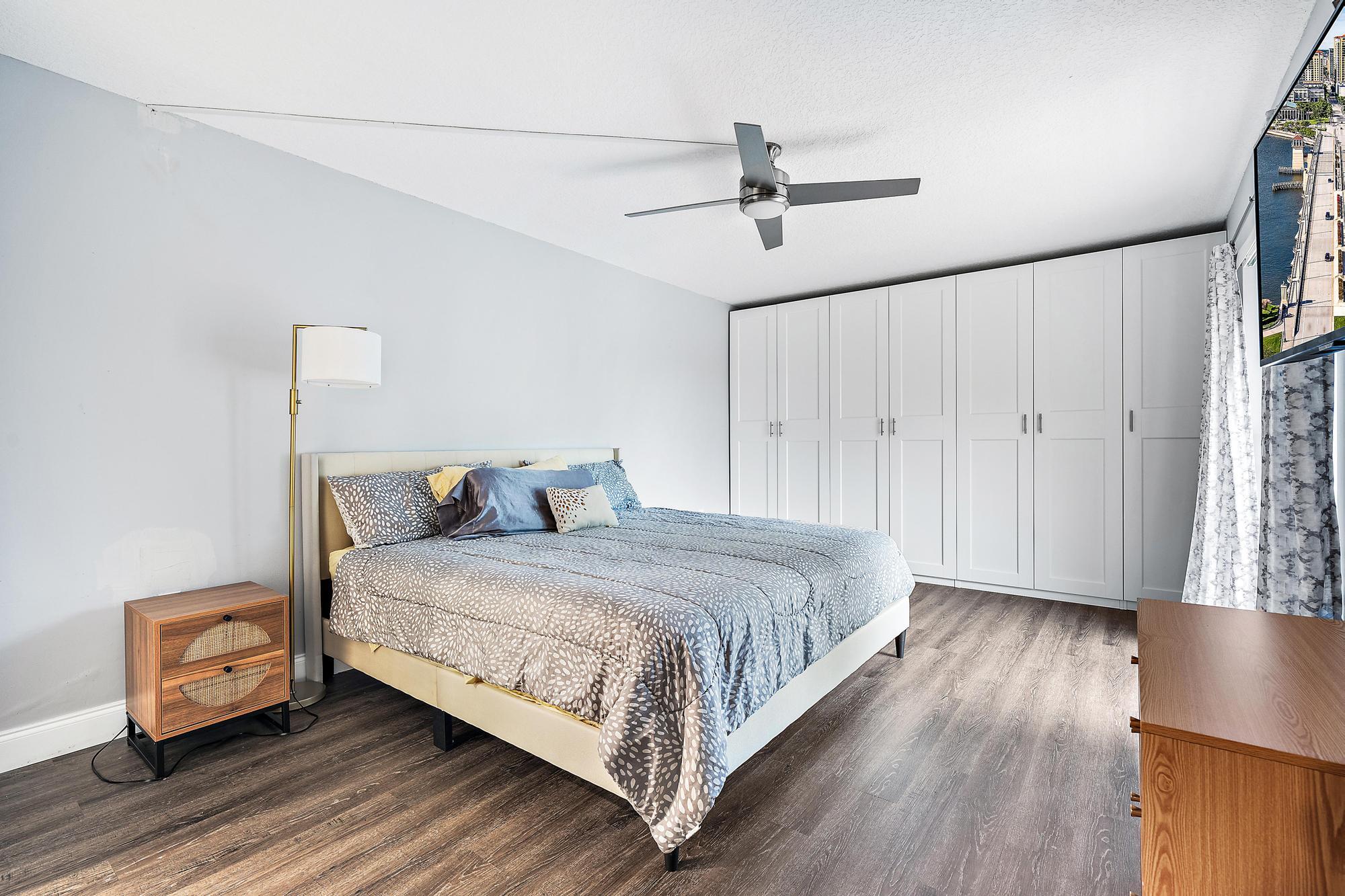 825 Center Street, Unit 1B Jupiter, FL 33458 - Photo 19 of 28 Primary Bed