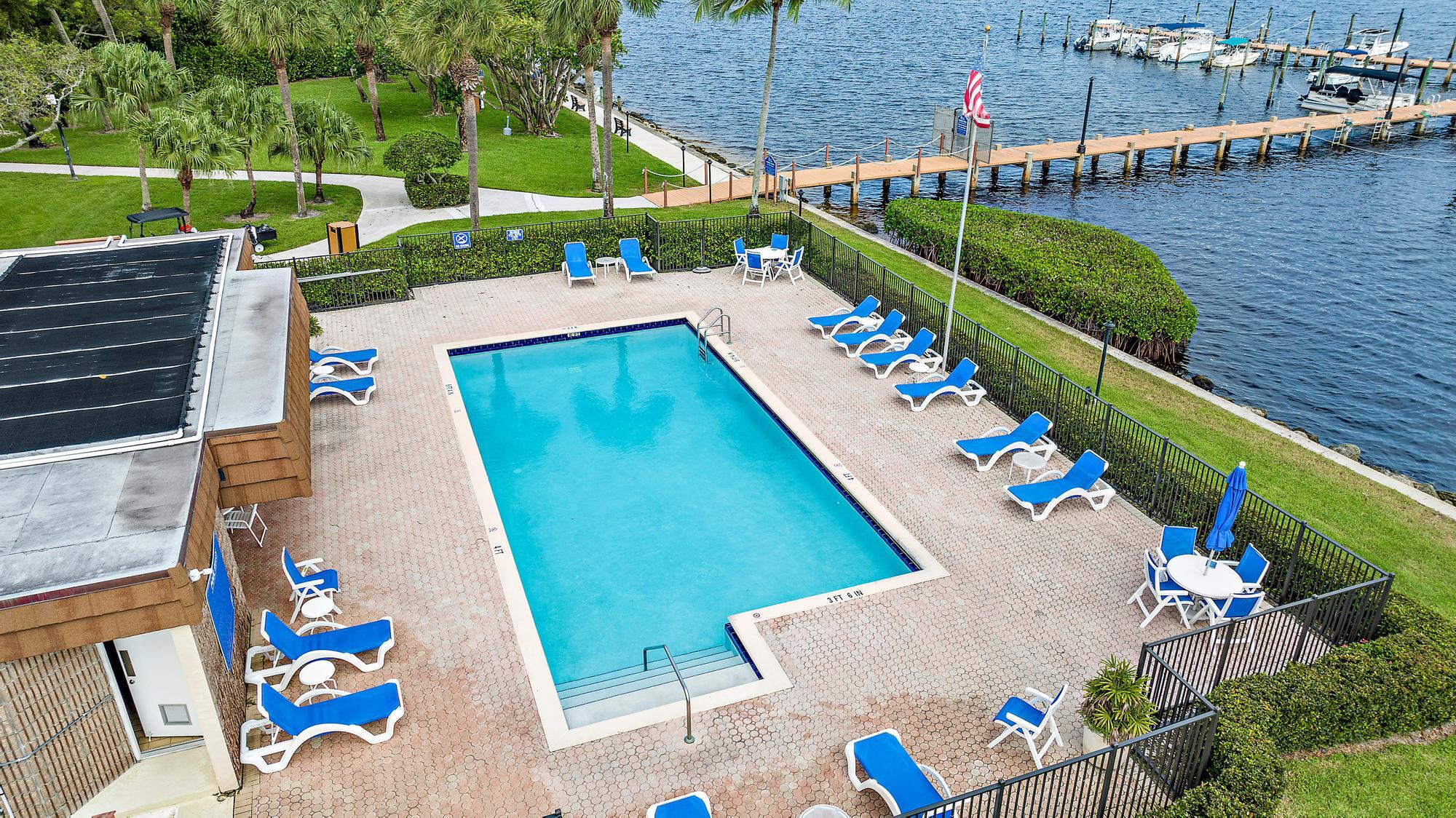 825 Center Street, Unit 1B Jupiter, FL 33458 - Photo 27 of 28 Clubhouse Pool