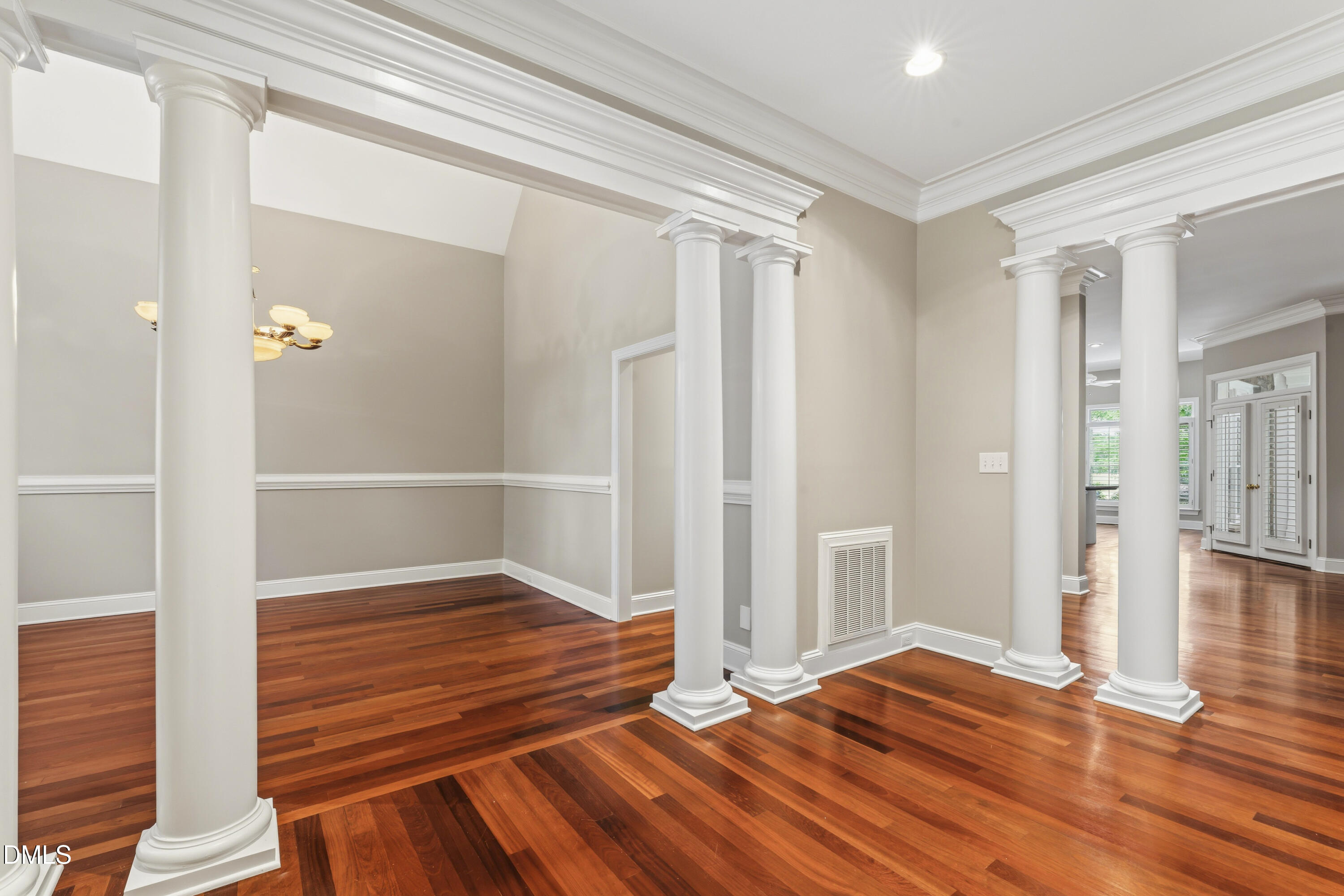 303 Pond Bluff Way Cary, NC 27513 - Photo 18 of 106 photos_high_resolution_DSC07222