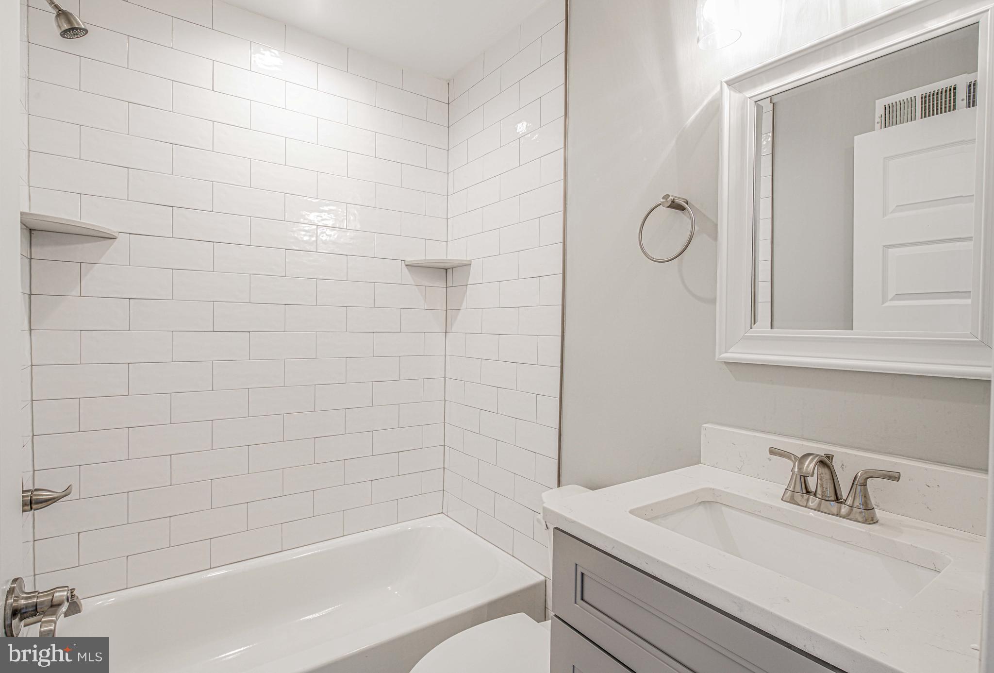 2415 Mutter Street Philadelphia, PA 19133 - Photo 23 of 28 Gallery Image 23