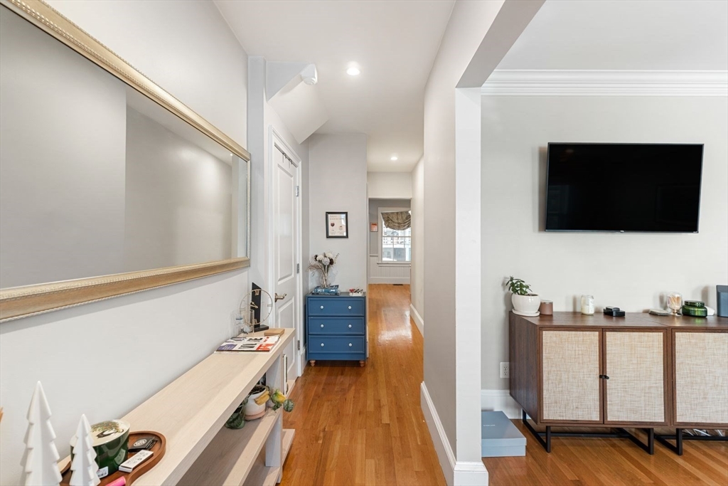 51-53 Story Street, Unit 1 Boston, MA 02127 - Photo 8 of 33 a view of a living room
