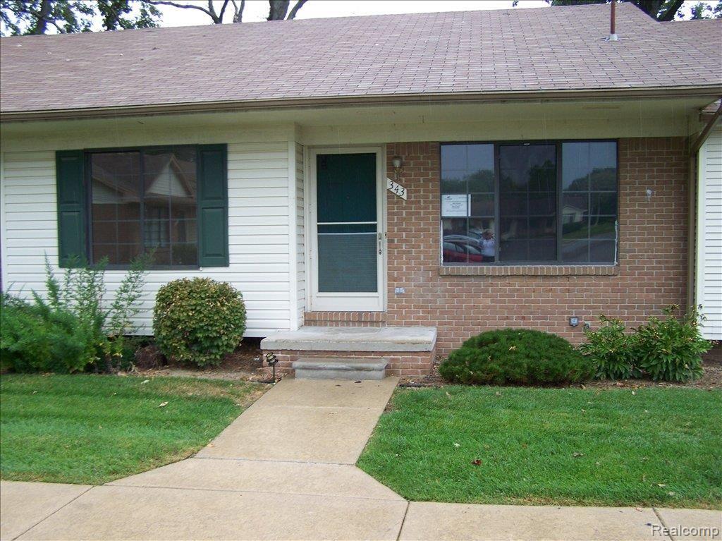 343 Fairgrove Street Romeo, MI 48065 - Photo 1 of 9 Copy of 000_0008