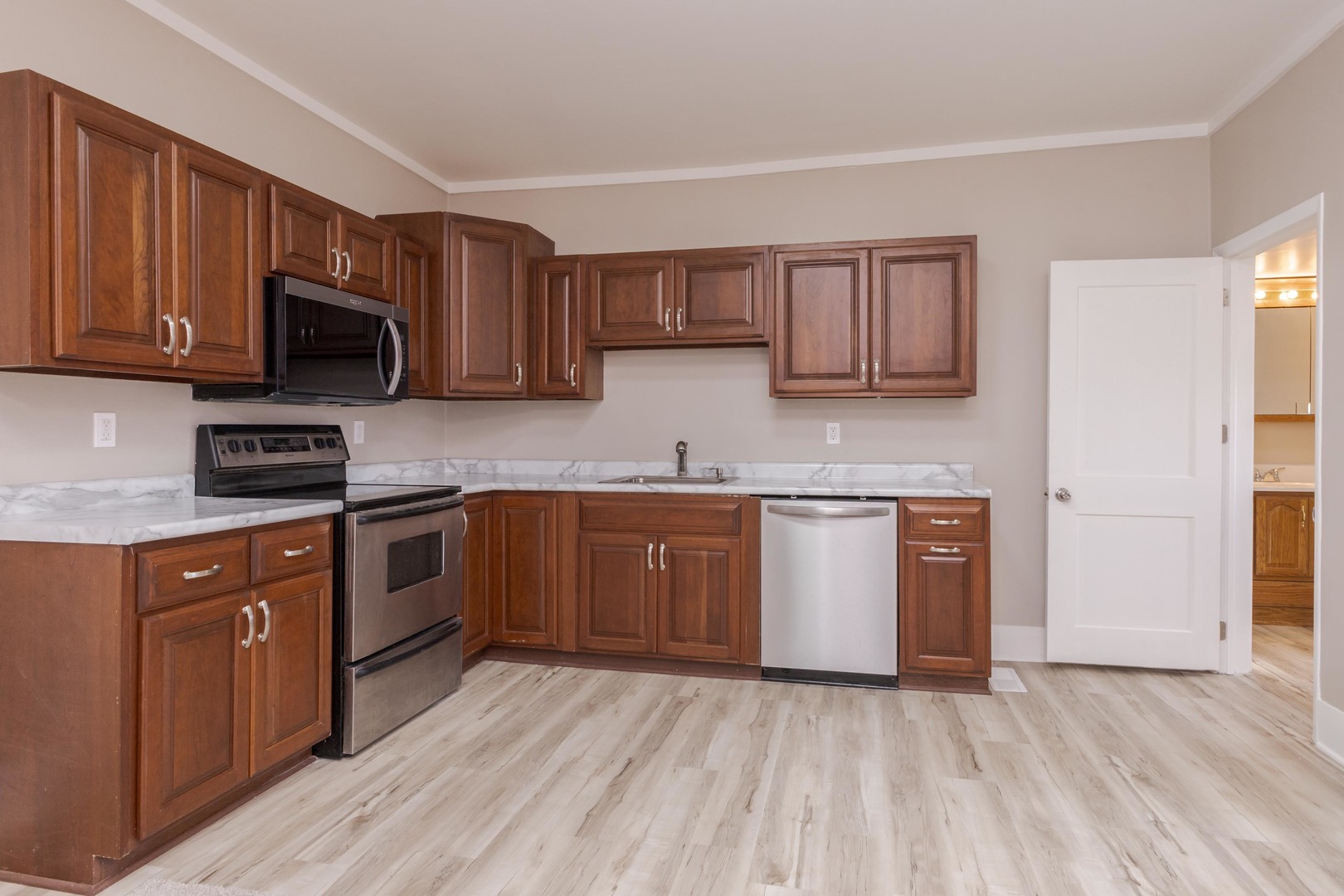 207 East Maple Street Chatsworth, IL 60921 - Photo 3 of 33